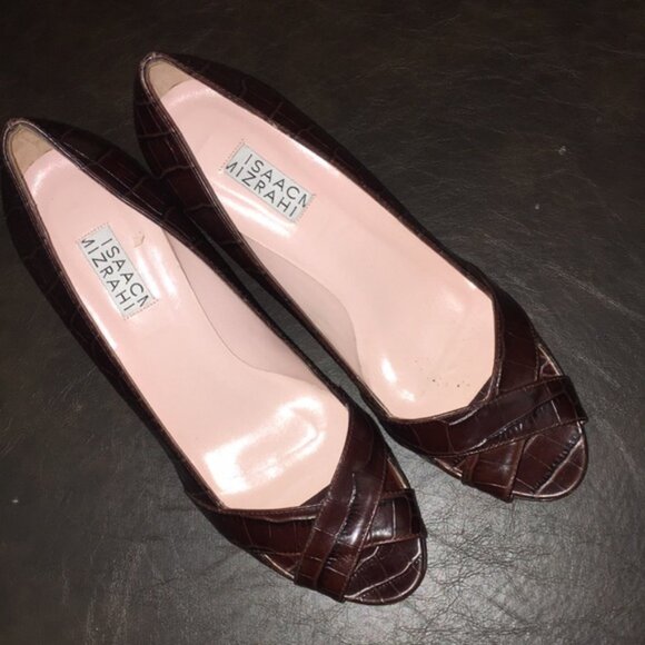 Isaac Mizrahi Brown Heels - Picture 1 of 6
